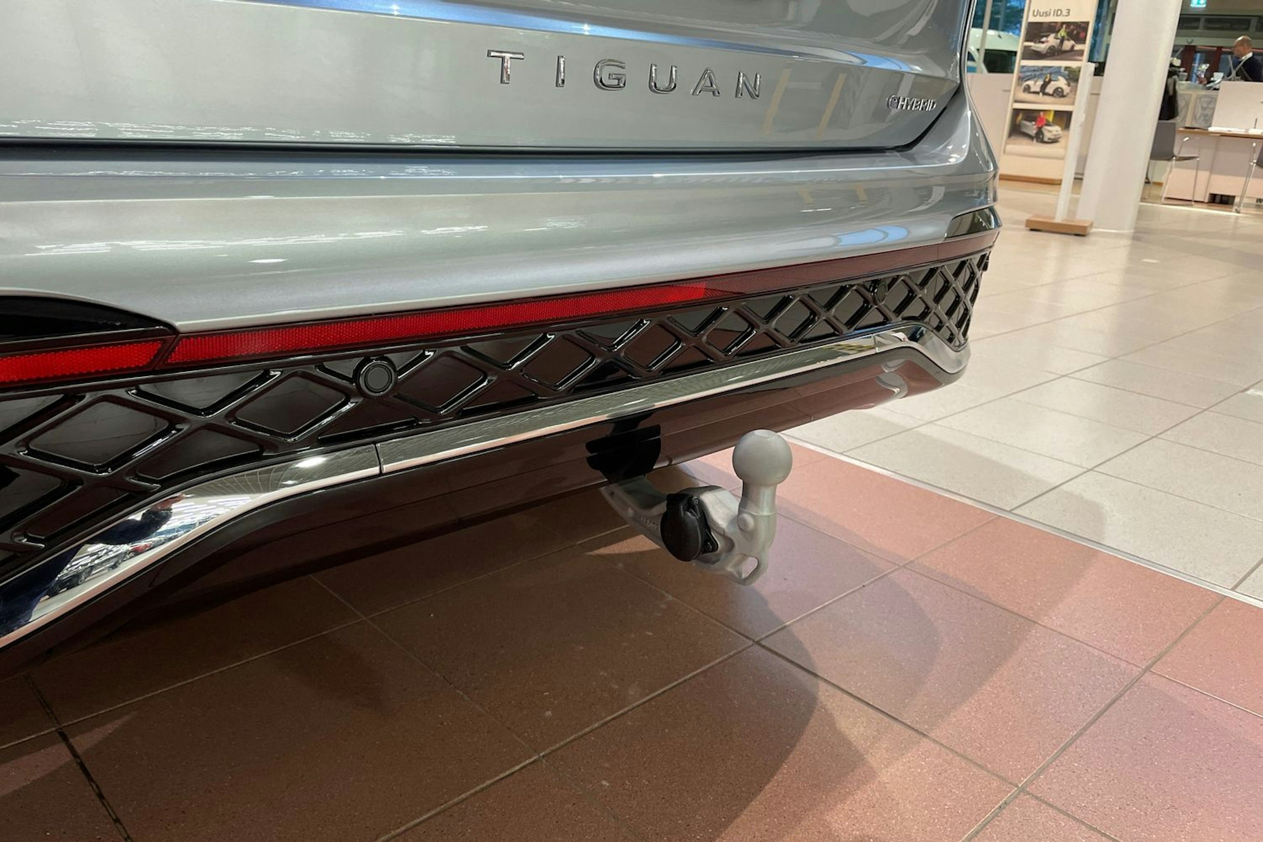 harmaa Volkswagen Tiguan 2026 kuva 22.