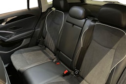 harmaa Volkswagen Tiguan 2026 kuva 8.