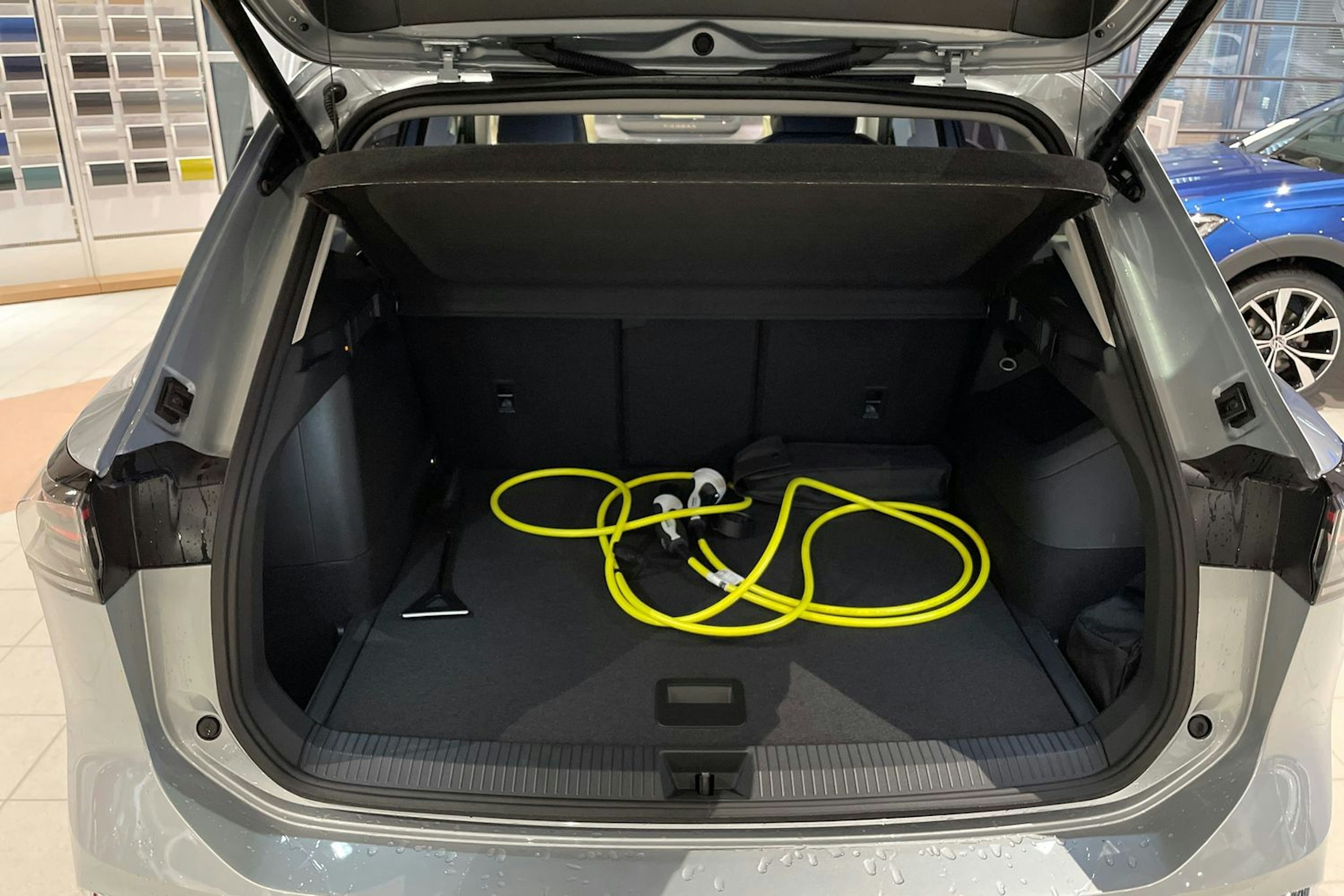 harmaa Volkswagen Tiguan 2026 kuva 11.