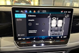 harmaa Volkswagen Tiguan 2026 kuva 13.