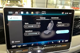 harmaa Volkswagen Tiguan 2026 kuva 16.