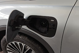 harmaa Volkswagen Tiguan 2026 kuva 13.