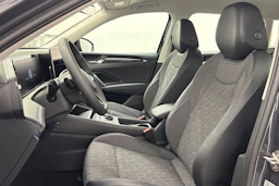 harmaa Volkswagen Tiguan 2026 kuva 11.