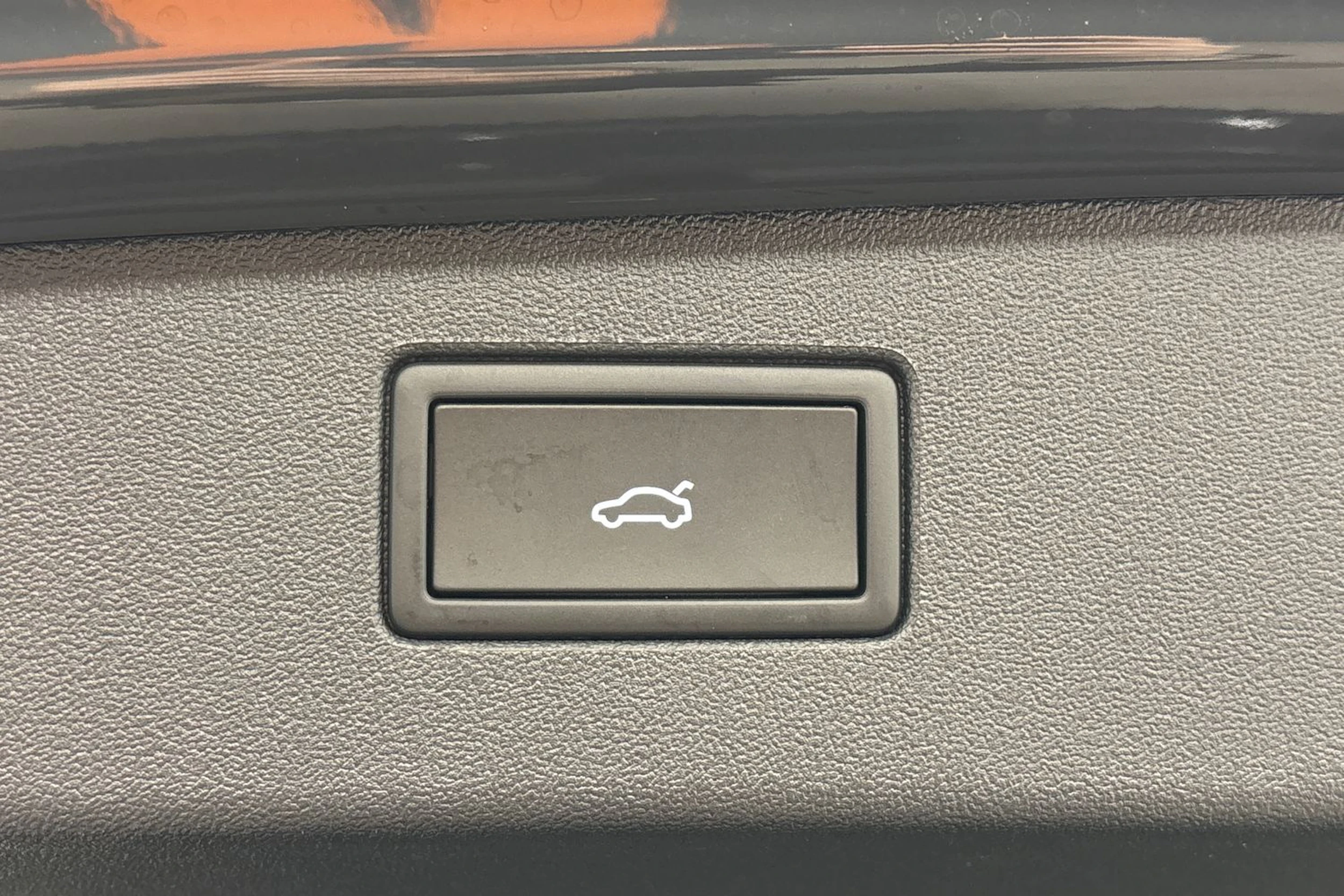 harmaa Volkswagen Tiguan 2026 kuva 23.