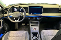 harmaa Volkswagen Tiguan 2026 kuva 7.