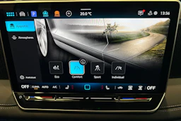 harmaa Volkswagen Tiguan 2026 kuva 27.
