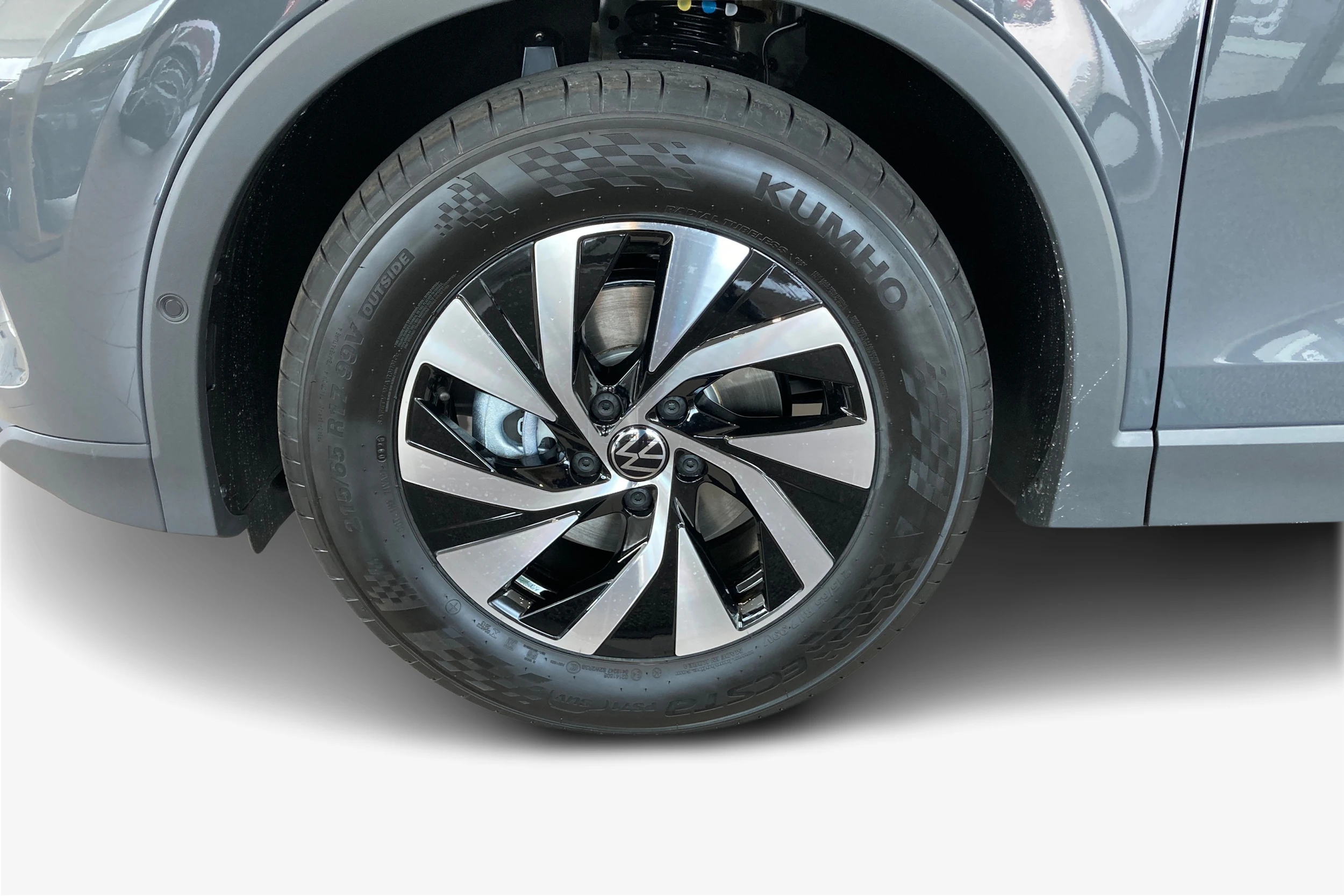 harmaa Volkswagen Tiguan 2026 kuva 9.