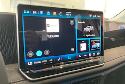 harmaa Volkswagen Tiguan 2026 kuva 14.