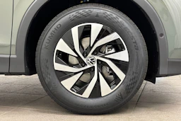 met. vihreä Volkswagen Tiguan 2026 kuva 10.