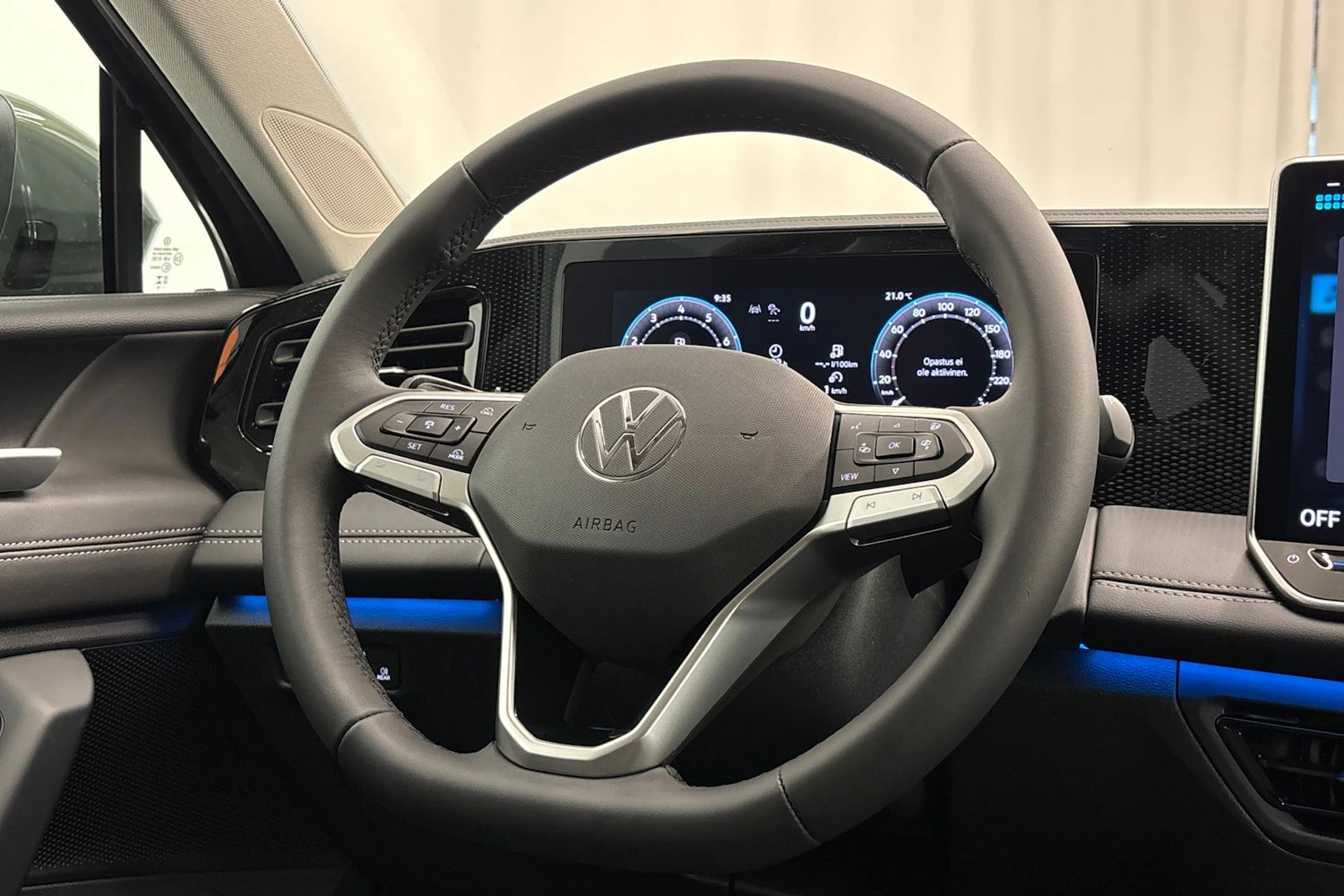met. vihreä Volkswagen Tiguan 2026 kuva 12.