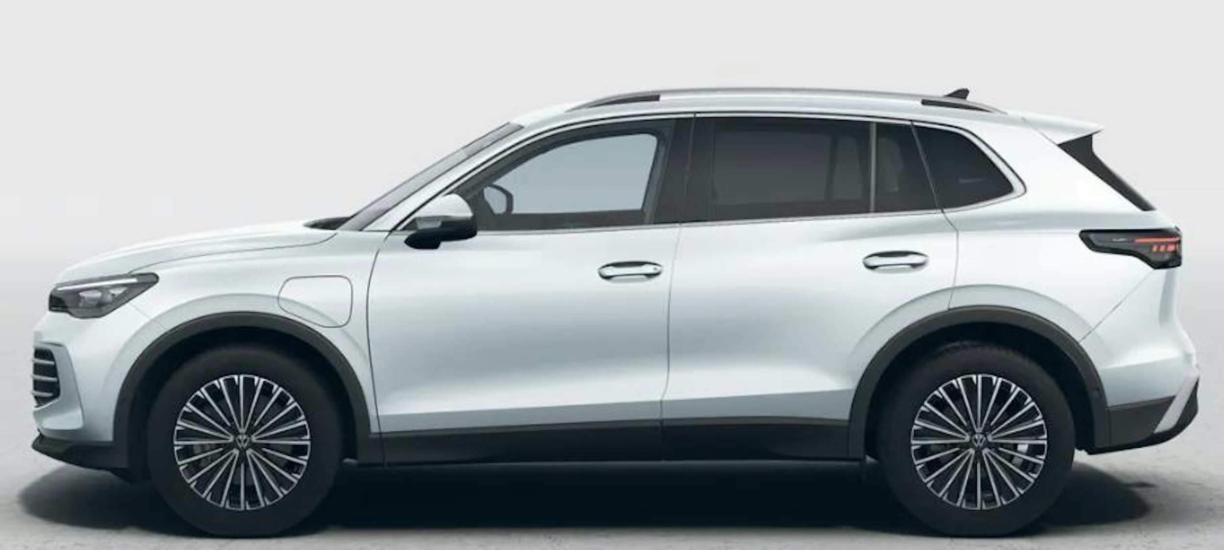 harmaa Volkswagen Tiguan 2026 kuva 4.