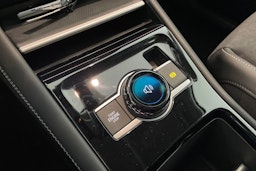 harmaa Volkswagen Tiguan 2026 kuva 13.