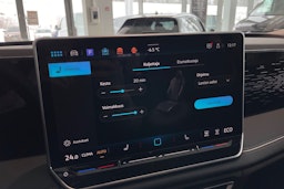 harmaa Volkswagen Tiguan 2026 kuva 19.