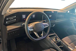 musta Volkswagen Tiguan 2026 kuva 7.