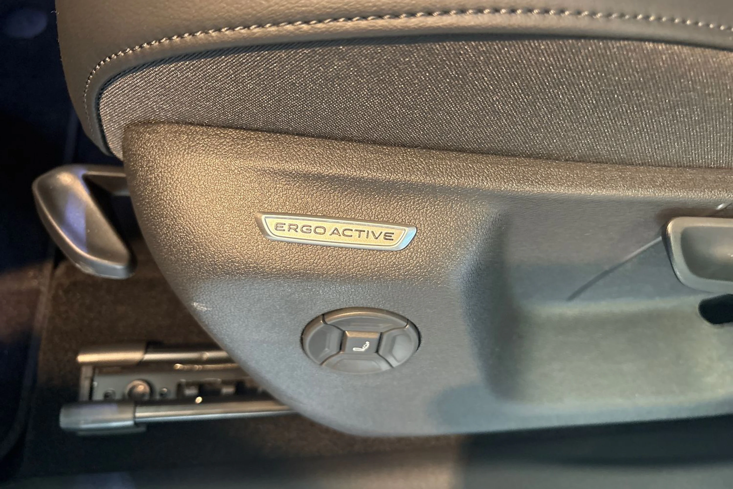 musta Volkswagen Tiguan 2026 kuva 11.