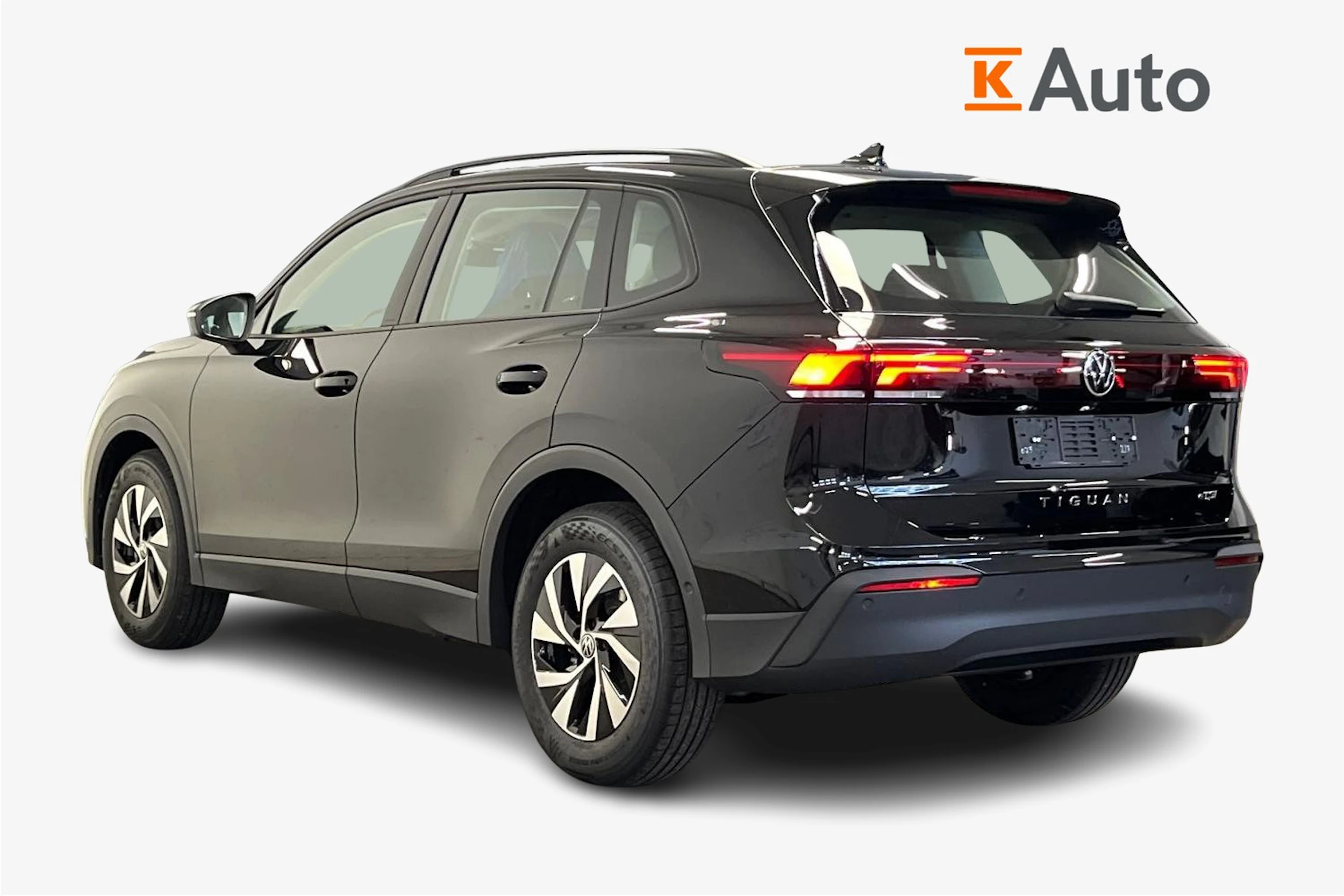 musta Volkswagen Tiguan 2026 kuva 2.