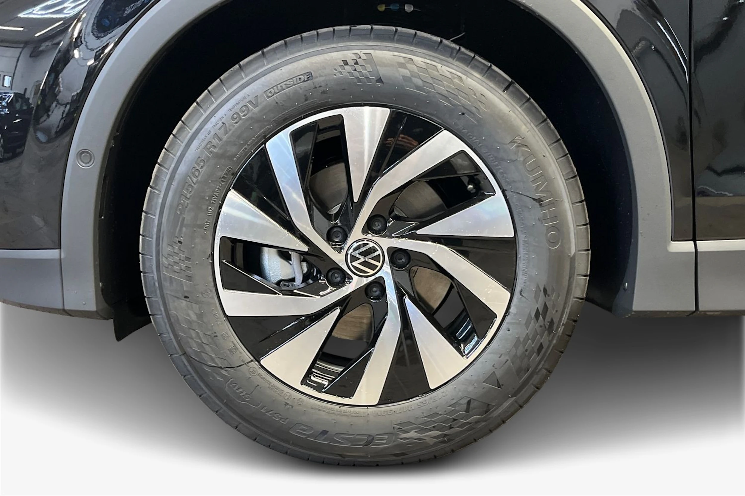 musta Volkswagen Tiguan 2026 kuva 9.