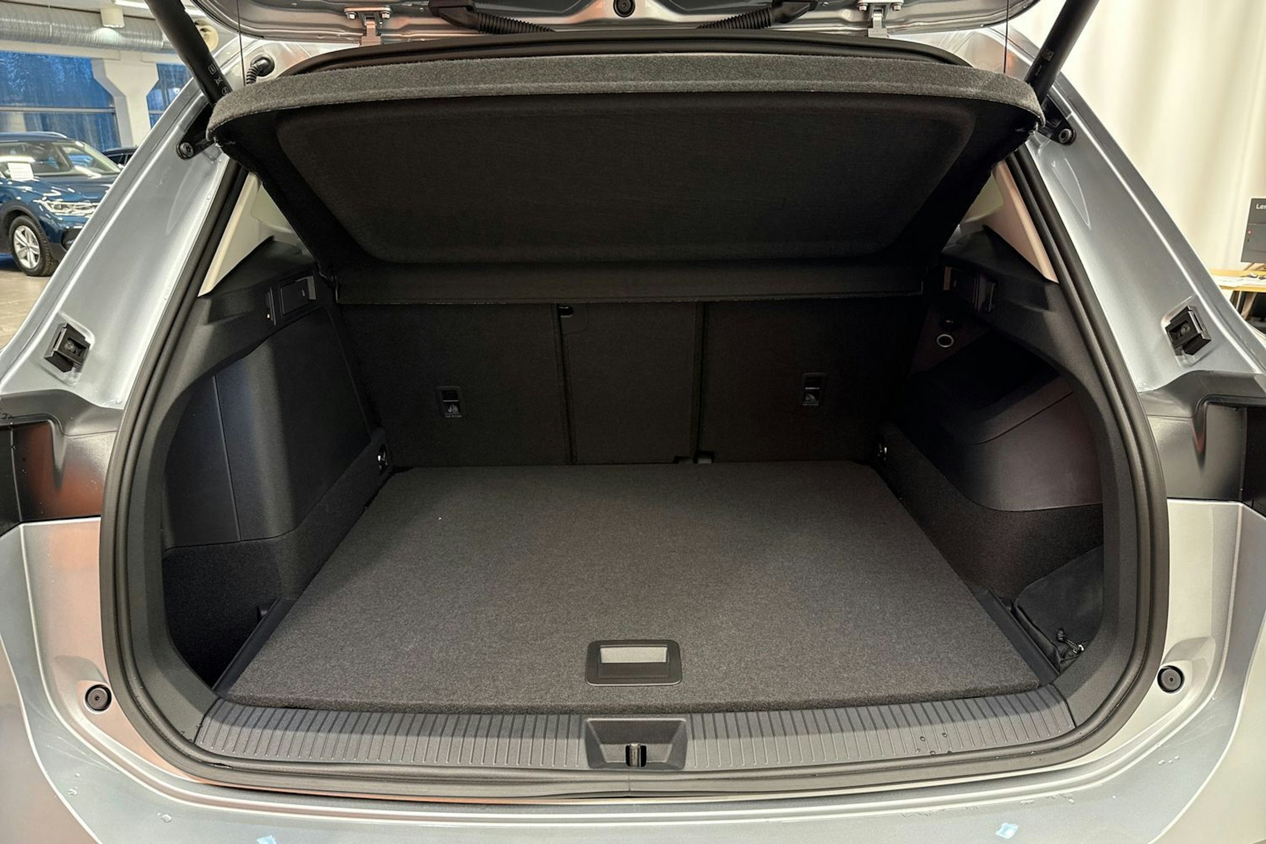 met. harmaa Volkswagen Tiguan 2026 kuva 6.