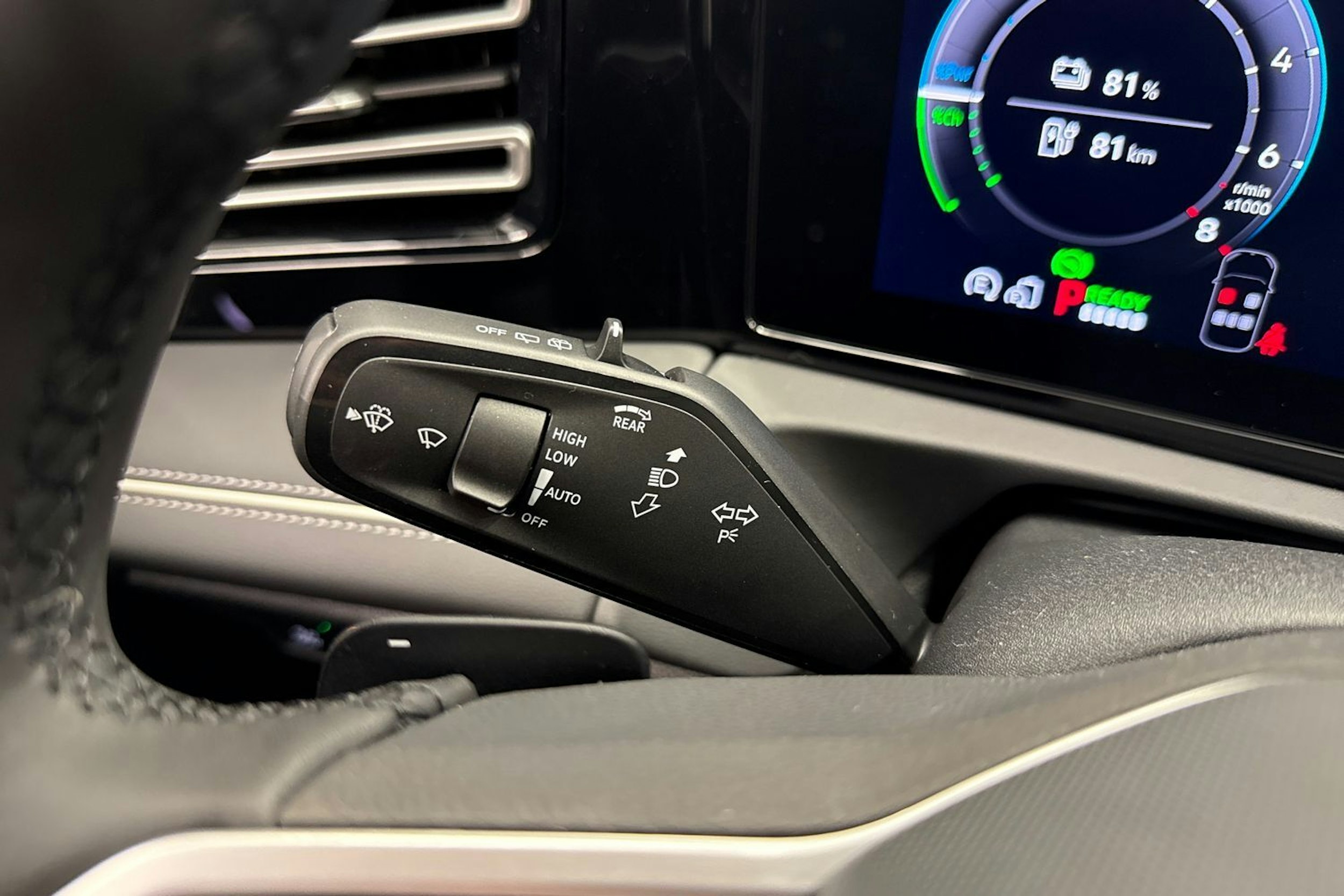 met. harmaa Volkswagen Tiguan 2026 kuva 16.