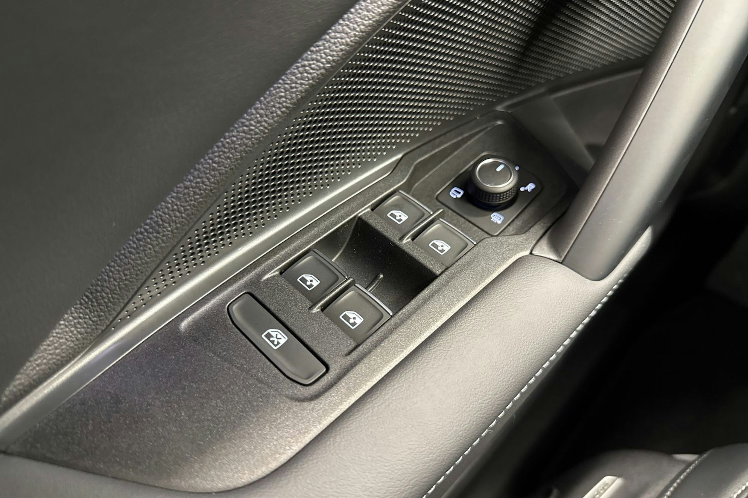 met. harmaa Volkswagen Tiguan 2026 kuva 19.