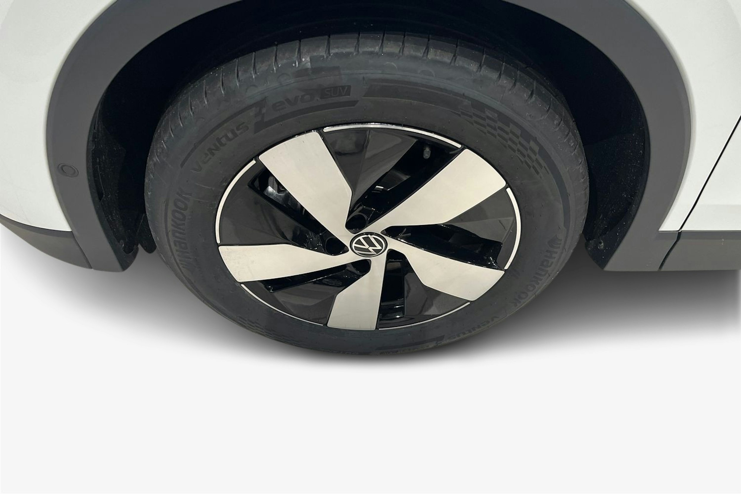 valkoinen Volkswagen Tiguan 2026 kuva 9.