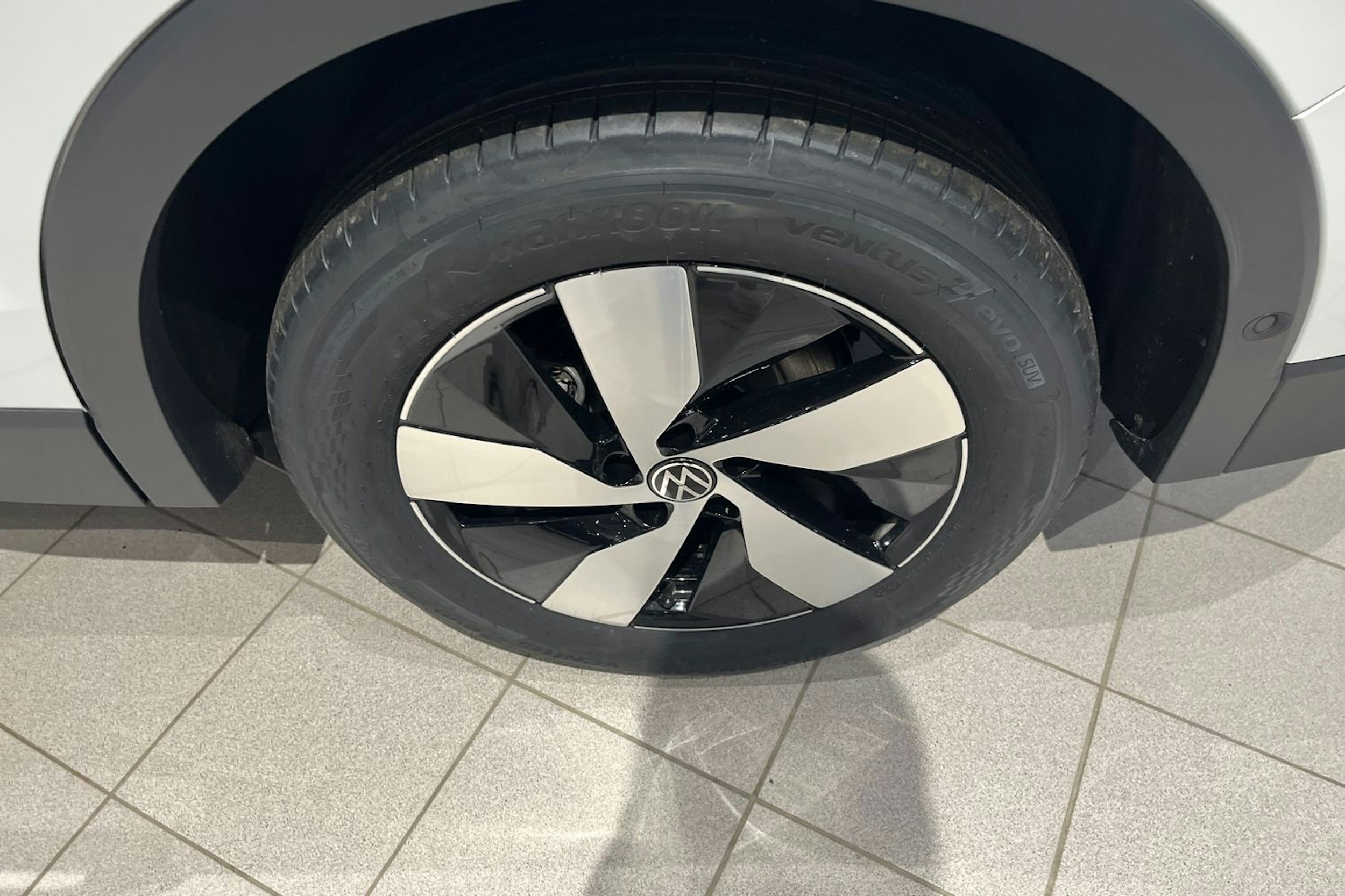 valkoinen Volkswagen Tiguan 2026 kuva 10.