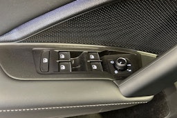 harmaa Volkswagen Tiguan 2026 kuva 13.