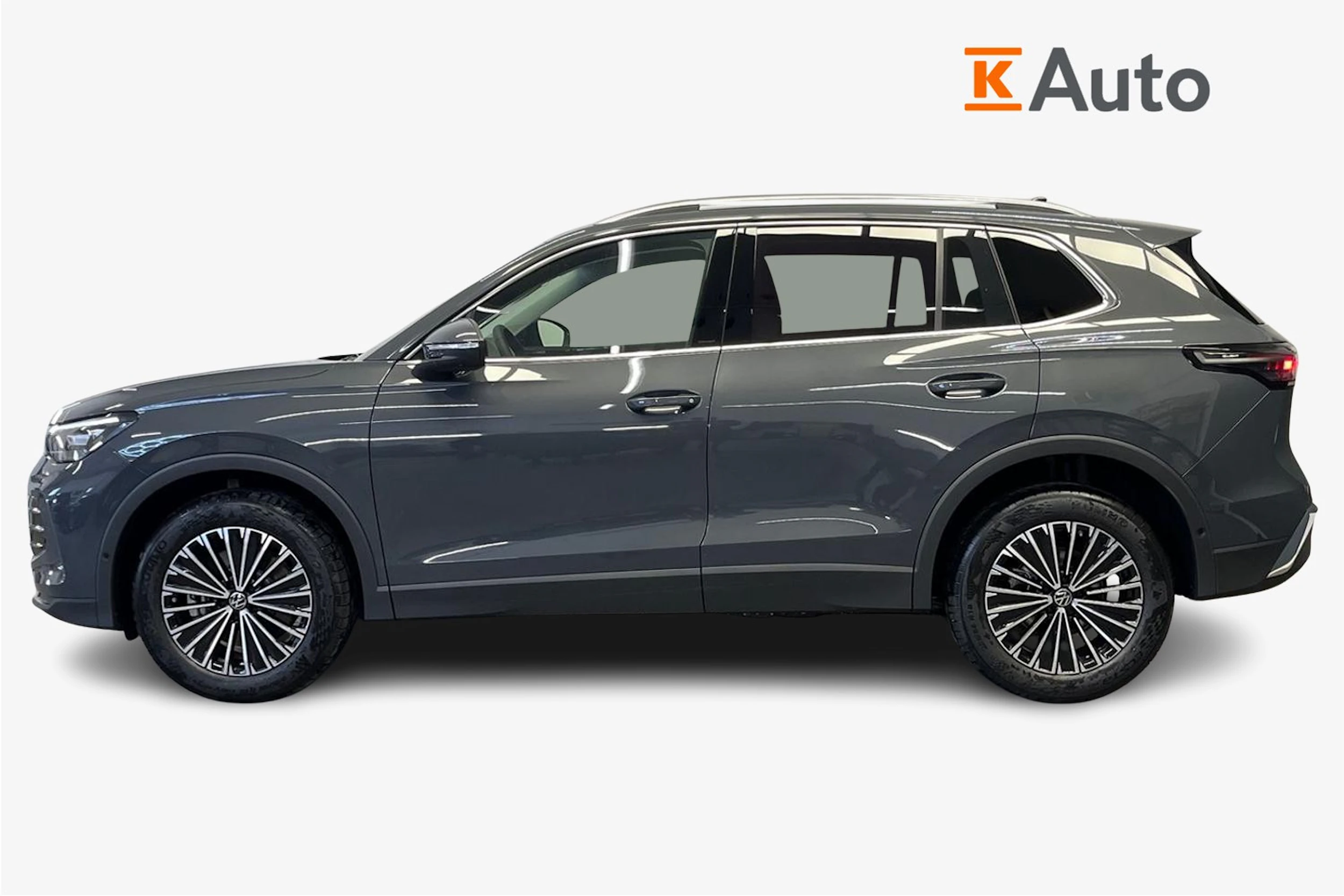 harmaa Volkswagen Tiguan 2026 kuva 5.