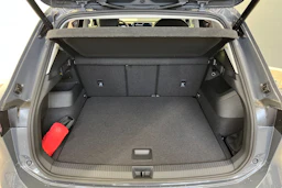 harmaa Volkswagen Tiguan 2026 kuva 11.