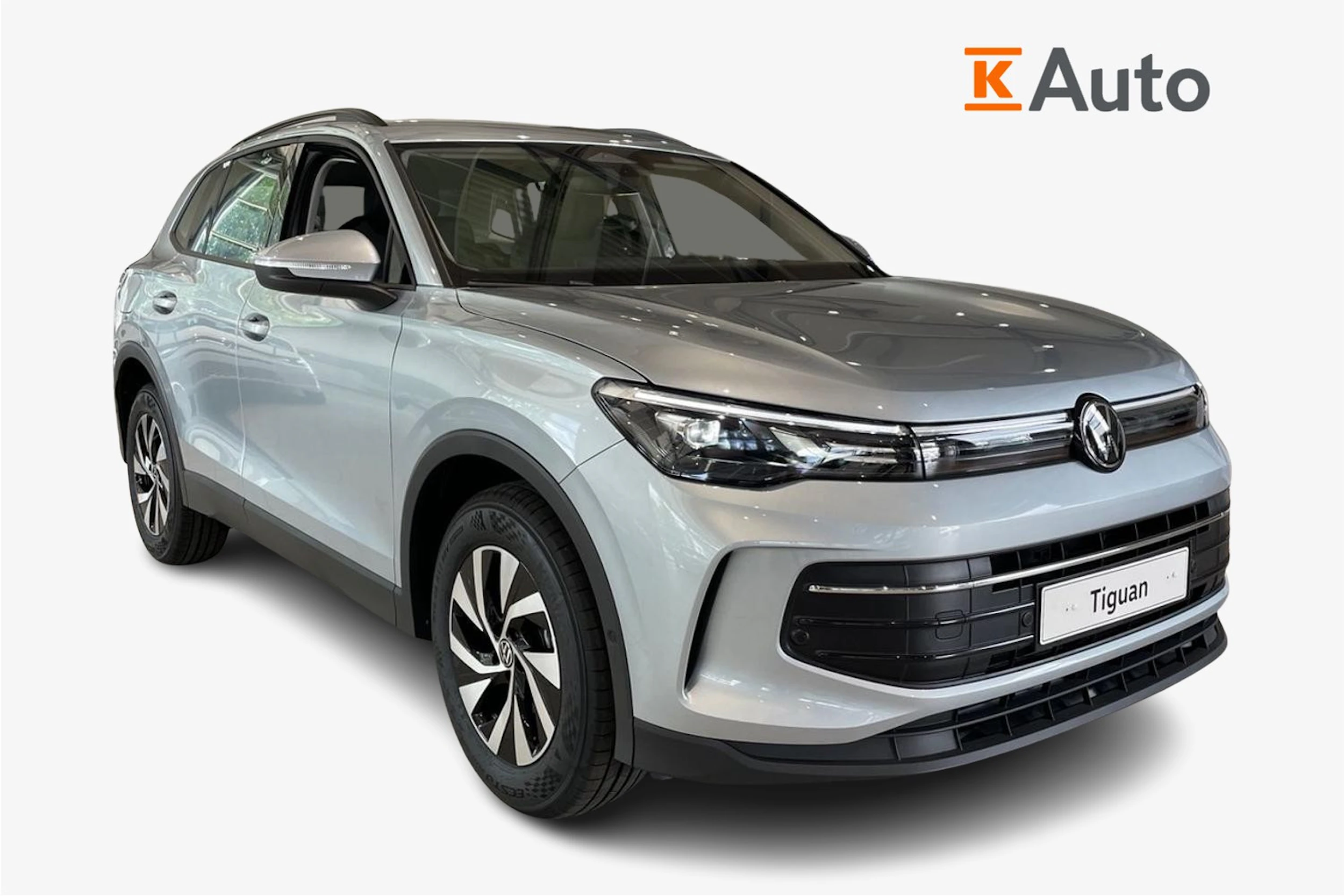 harmaa Volkswagen Tiguan 2026 kuva 1.