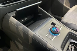 harmaa Volkswagen Tiguan 2026 kuva 16.