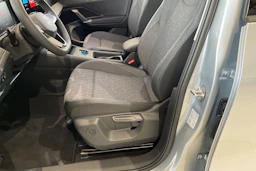 harmaa Volkswagen Tiguan 2026 kuva 17.