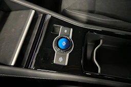 harmaa Volkswagen Tiguan 2026 kuva 19.
