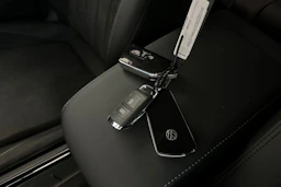 harmaa Volkswagen Tiguan 2026 kuva 25.