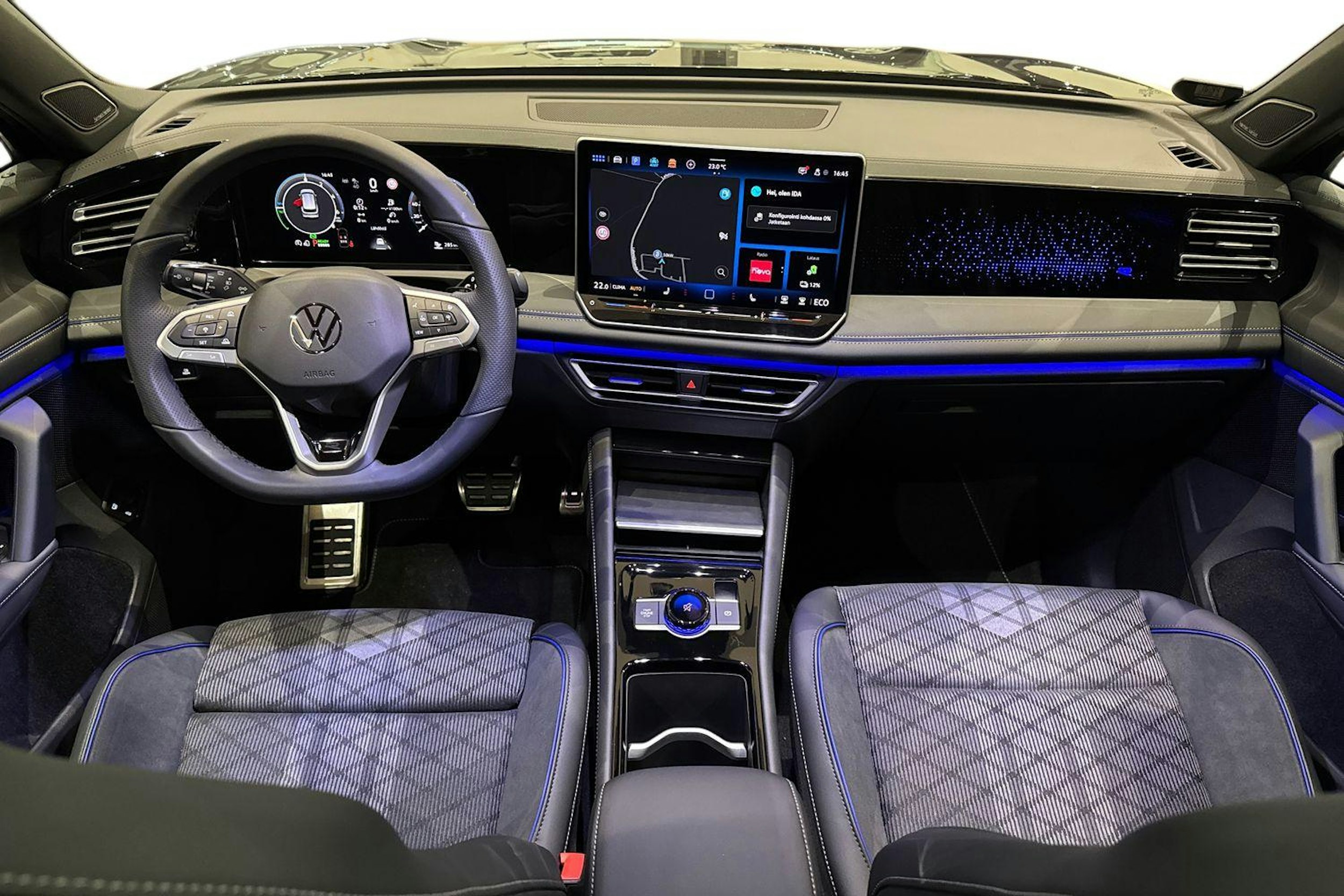 met. musta Volkswagen Tiguan 2026 kuva 7.