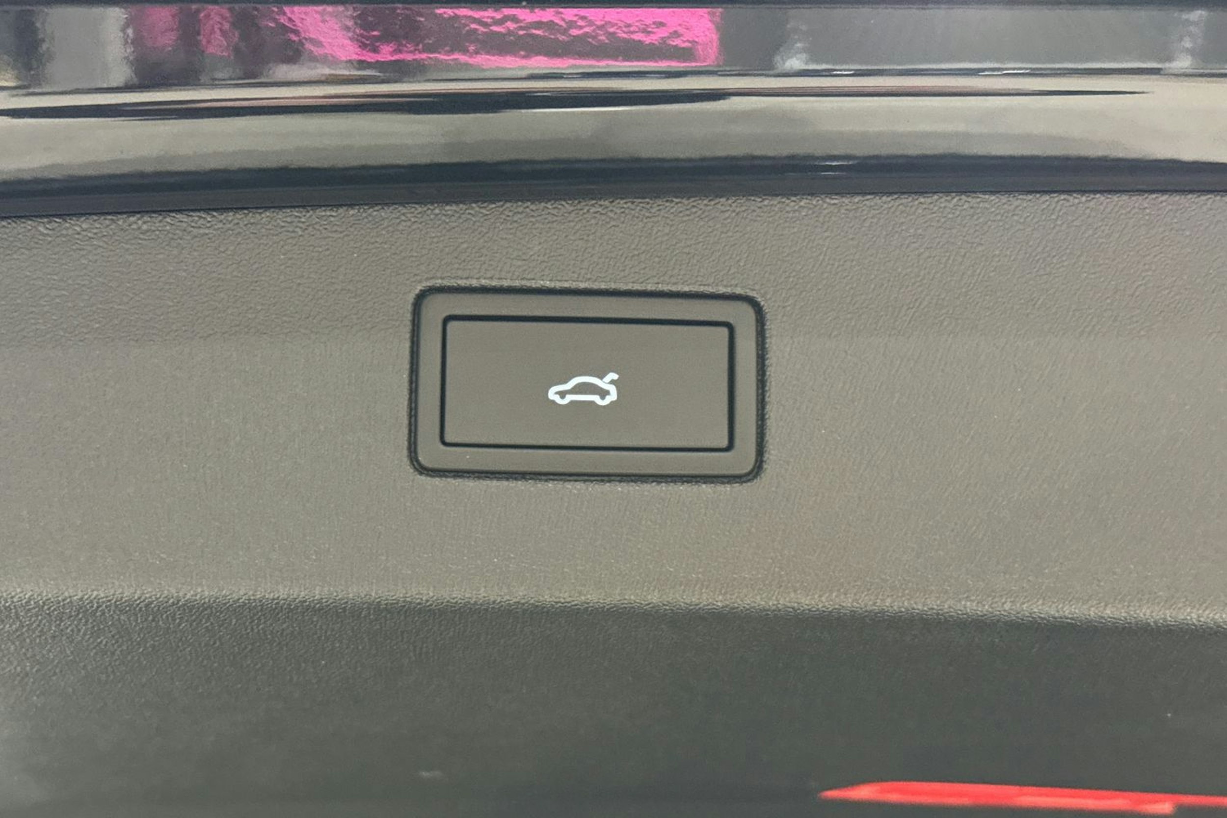 met. musta Volkswagen Tiguan 2026 kuva 12.