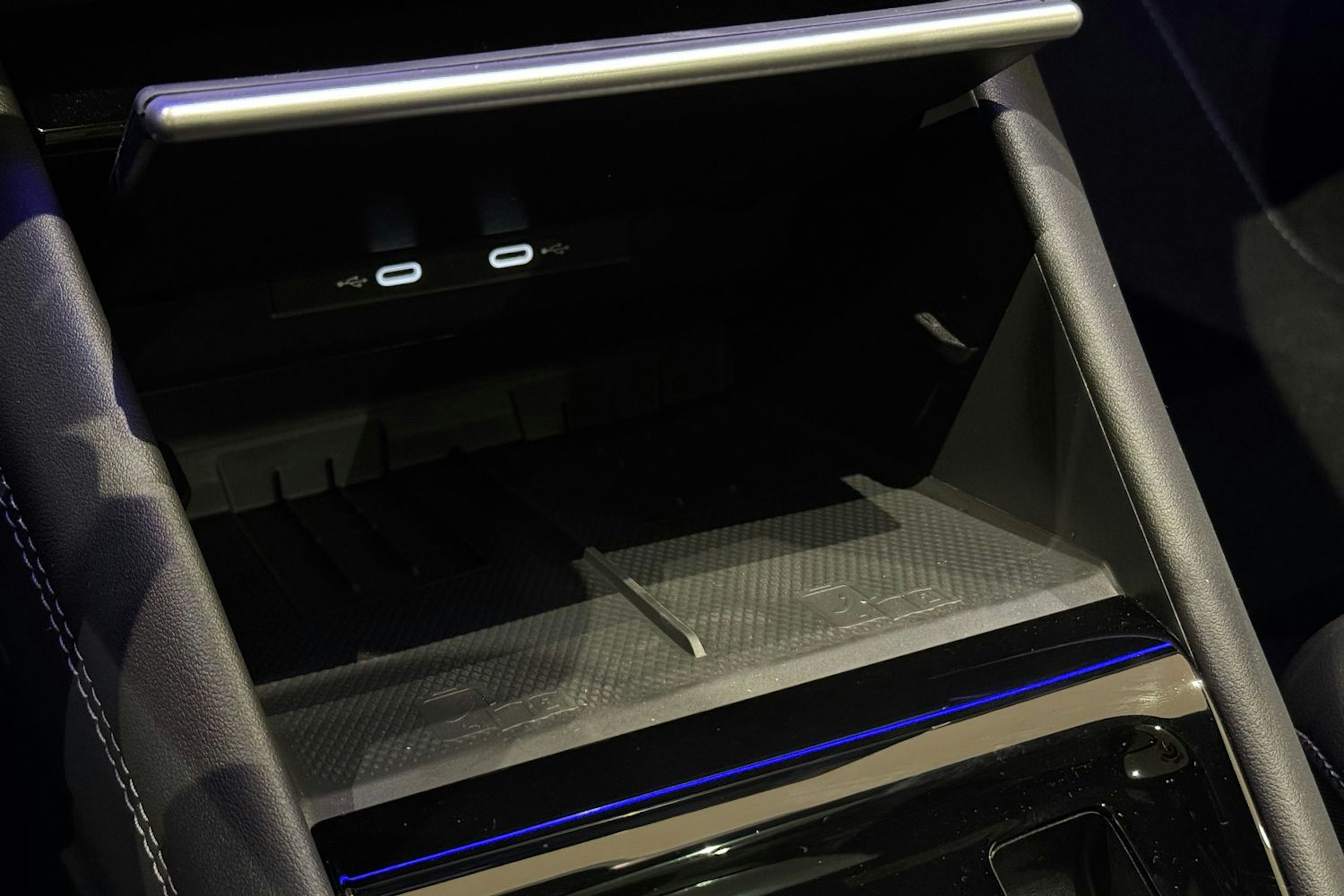 met. musta Volkswagen Tiguan 2026 kuva 28.