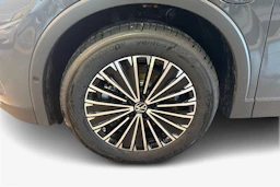 harmaa Volkswagen Tiguan 2026 kuva 9.