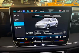harmaa Volkswagen Tiguan 2026 kuva 13.