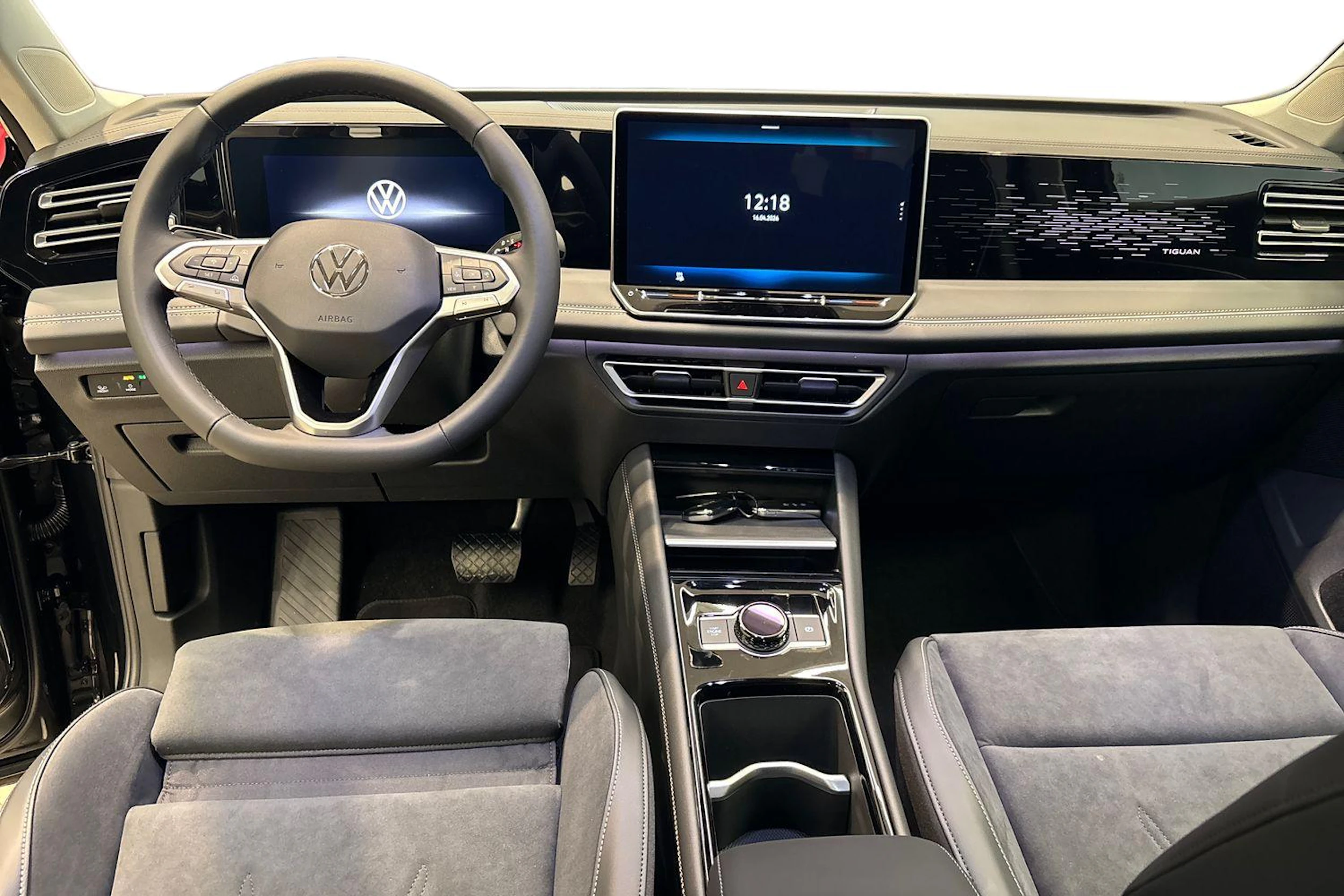 musta Volkswagen Tiguan 2026 kuva 7.