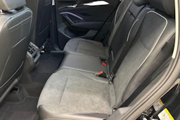 musta Volkswagen Tiguan 2026 kuva 8.