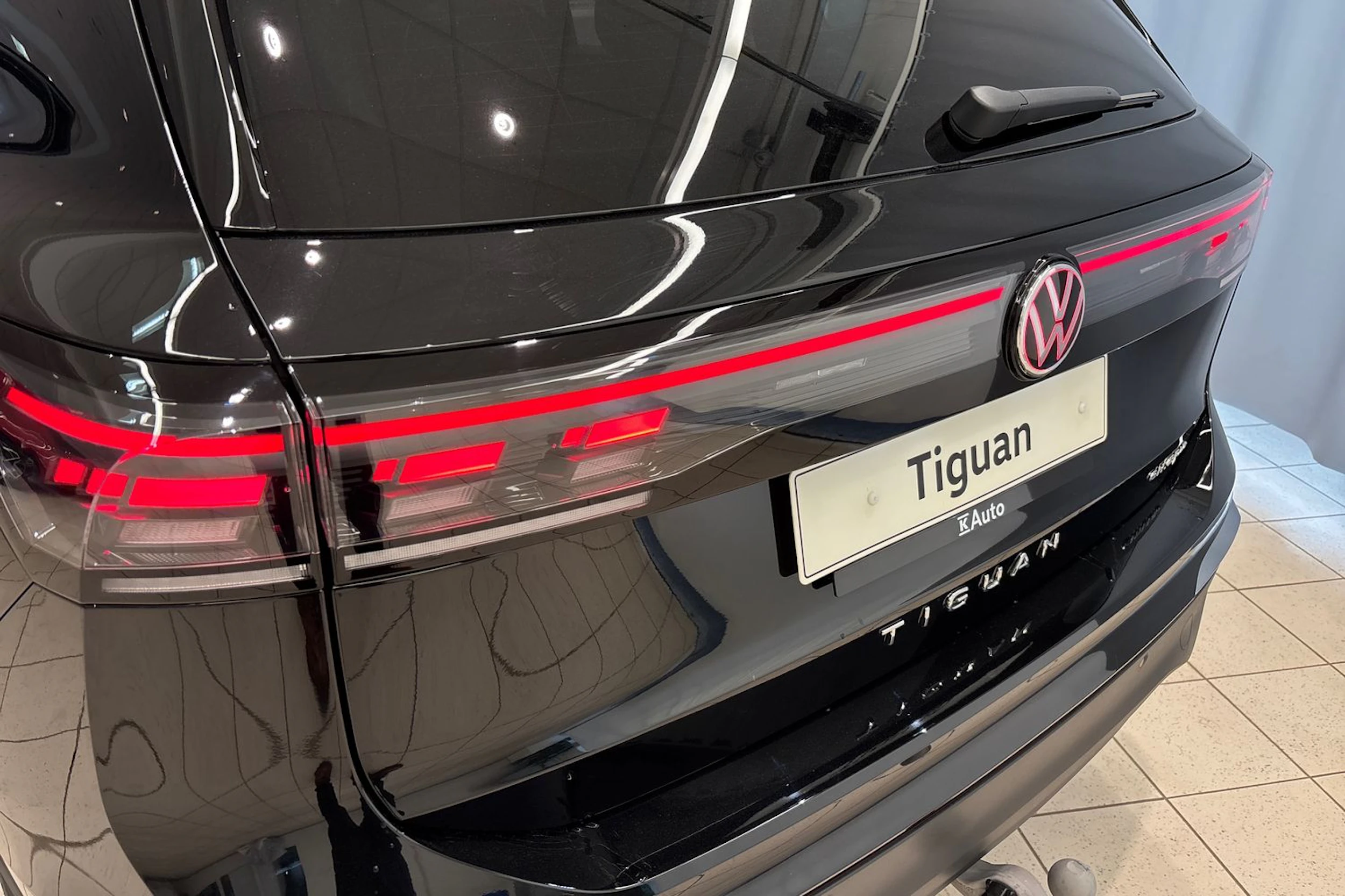 musta Volkswagen Tiguan 2026 kuva 38.