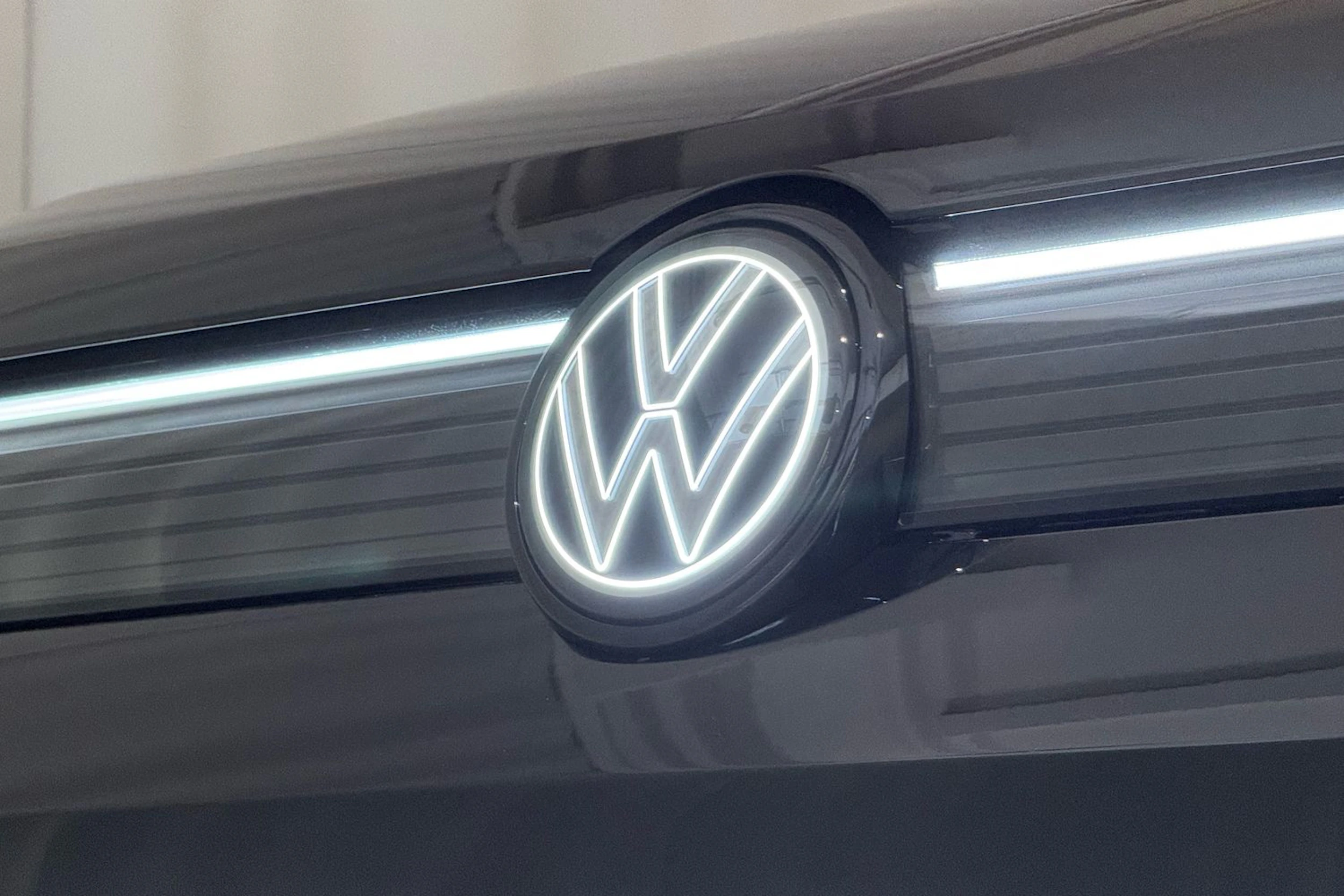 met. musta Volkswagen Tiguan 2026 kuva 12.