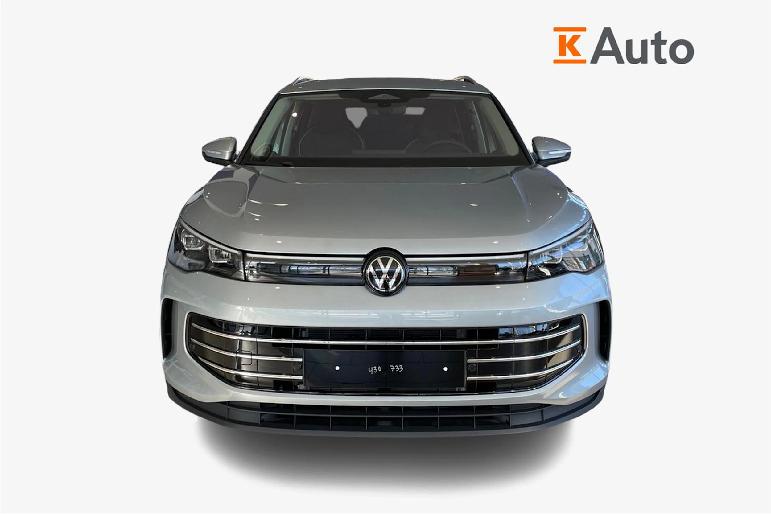 harmaa Volkswagen Tiguan 2026 kuva 4.