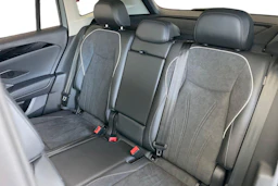 harmaa Volkswagen Tiguan 2026 kuva 8.