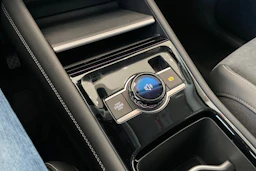 harmaa Volkswagen Tiguan 2026 kuva 19.