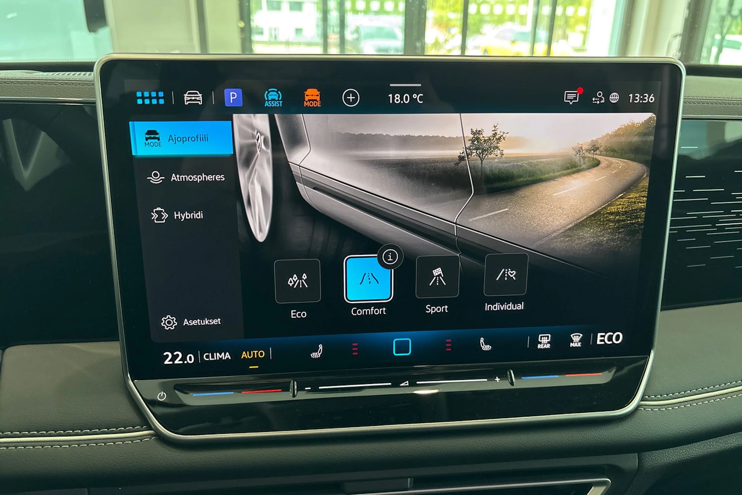 musta Volkswagen Tiguan 2026 kuva 16.