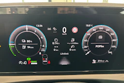 musta Volkswagen Tiguan 2026 kuva 18.