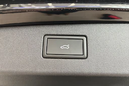 musta Volkswagen Tiguan 2026 kuva 21.