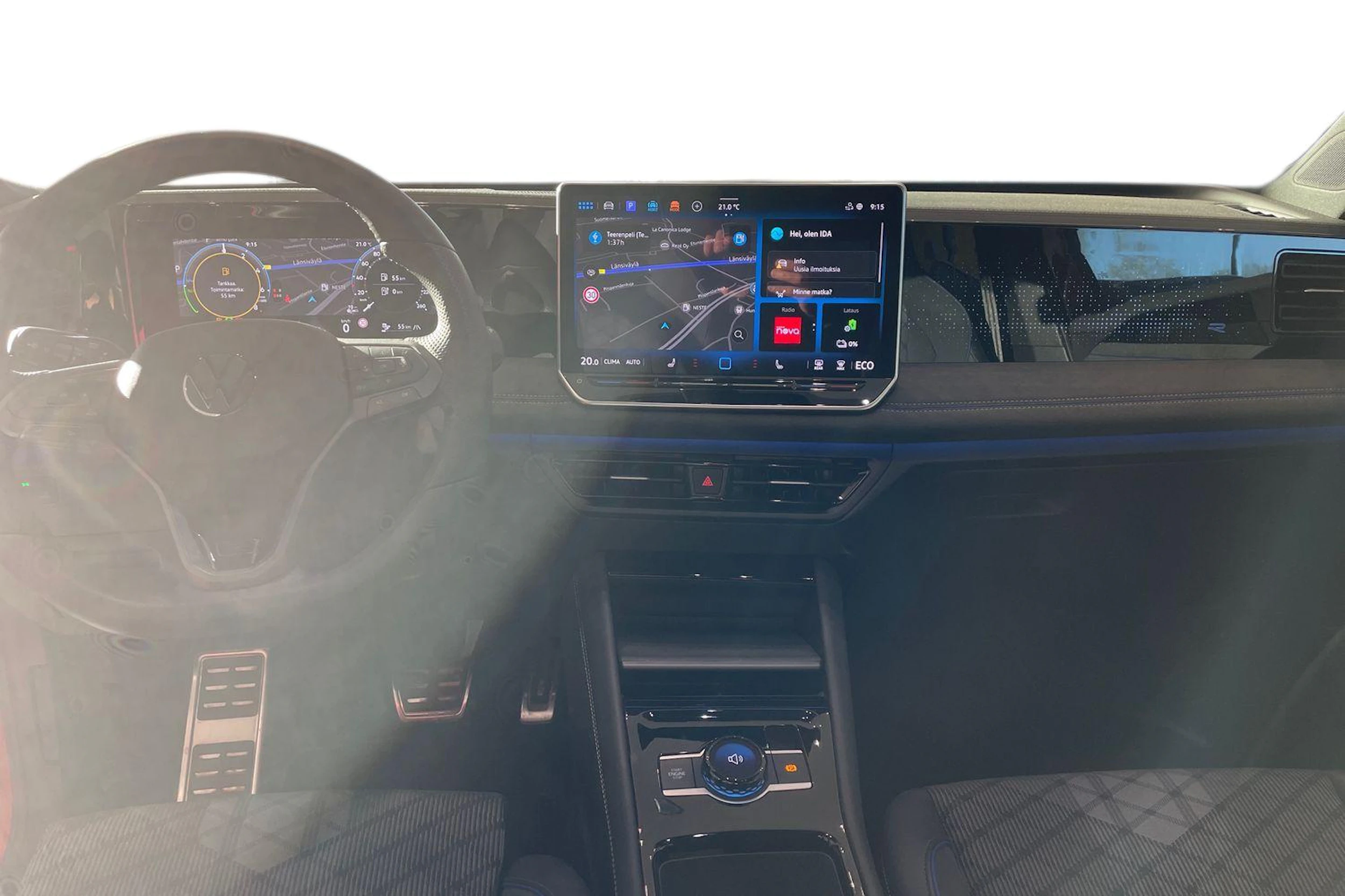 oranssi Volkswagen Tiguan 2026 kuva 7.